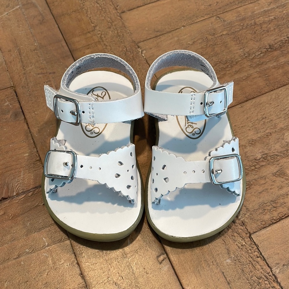 Footmate’s Ariel Sandal size 3